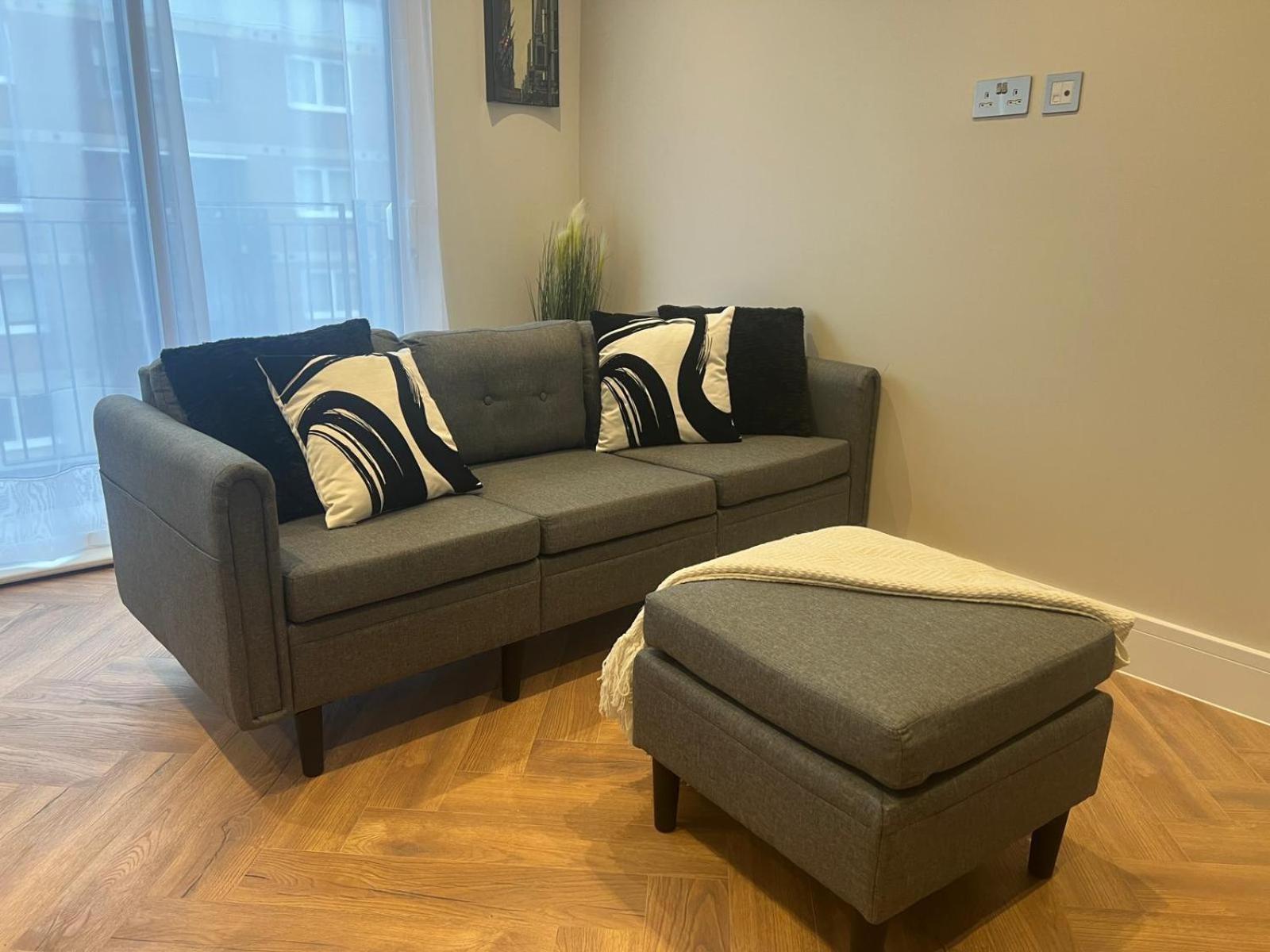 New 2 Bedroom Apartment Rickmansworth Town Centre Экстерьер фото